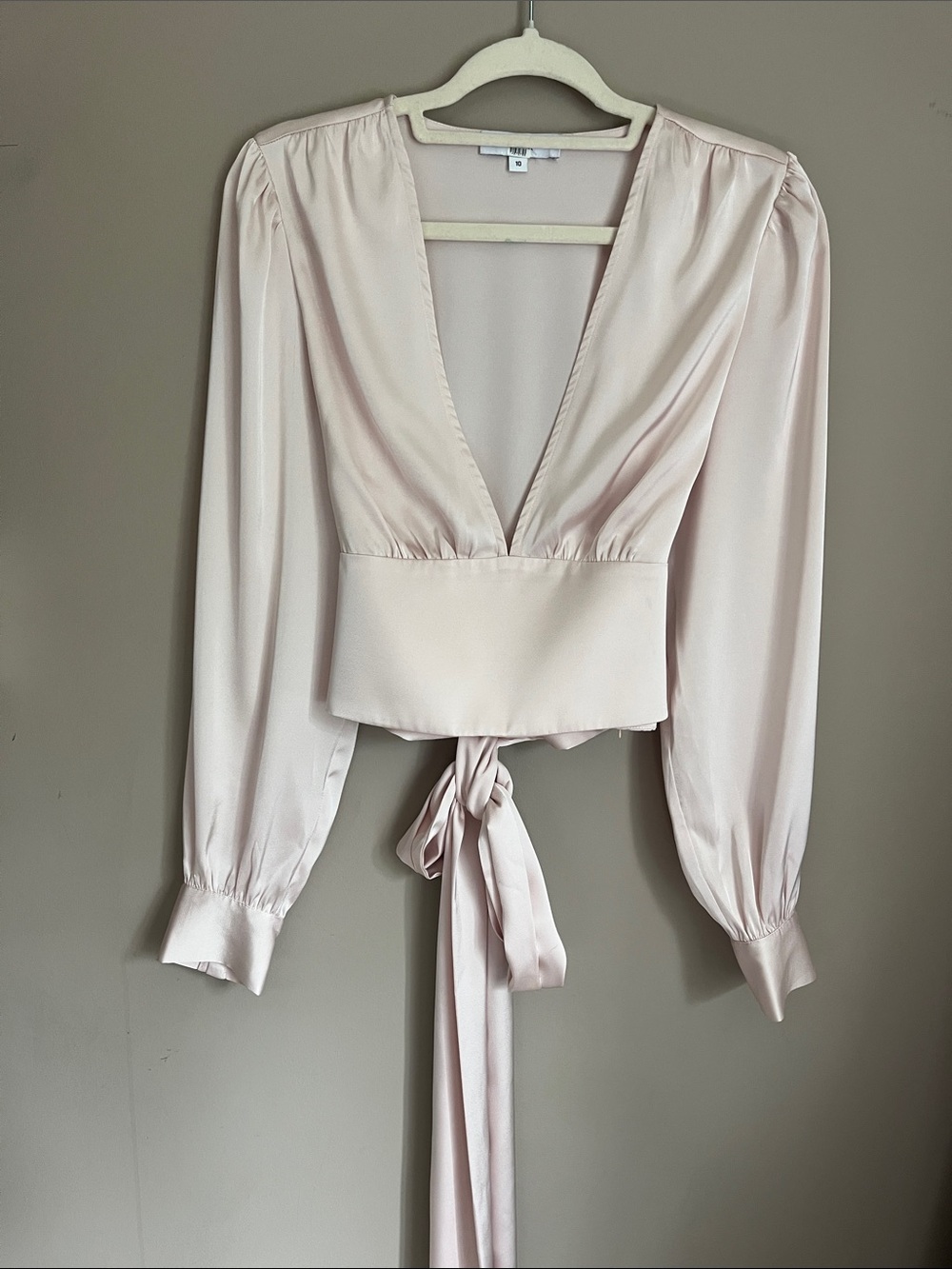 Marissa Webb Satin Tie Waist Cropped Blouse in light pink/blush size 10